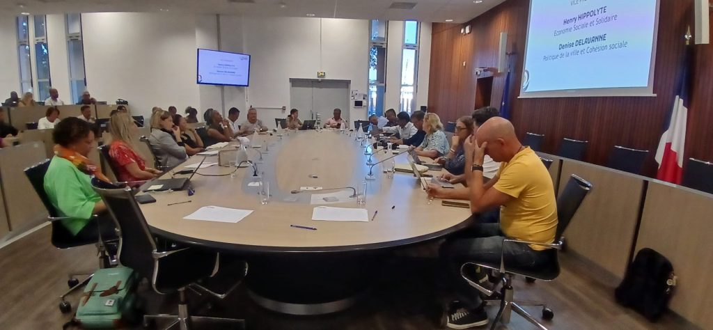 Séminaire de l’Economie Sociale et Solidaire Séminaire de l’Economie Sociale et Solidaire