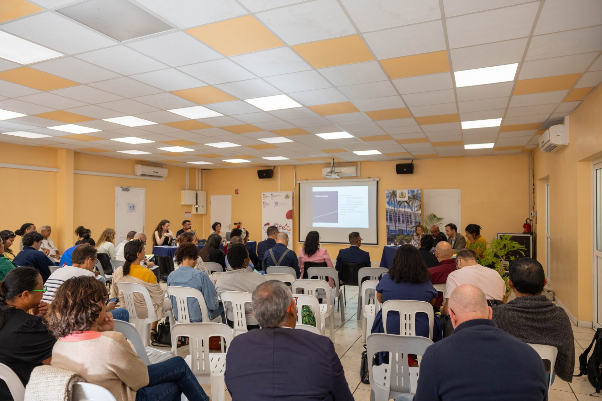 Une action coordonnée au service des quartiers prioritaires : retour sur le comité de pilotage Engagements Quartiers 2030, Cité éducative et PRE Une action coordonnée au service des quartiers prioritaires : retour sur le comité de pilotage Engagements Quartiers 2030, Cité éducative et PRE